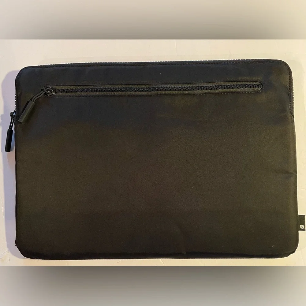 INCASE Laptop/Tablet Sleeve Case External Zippered Pocket